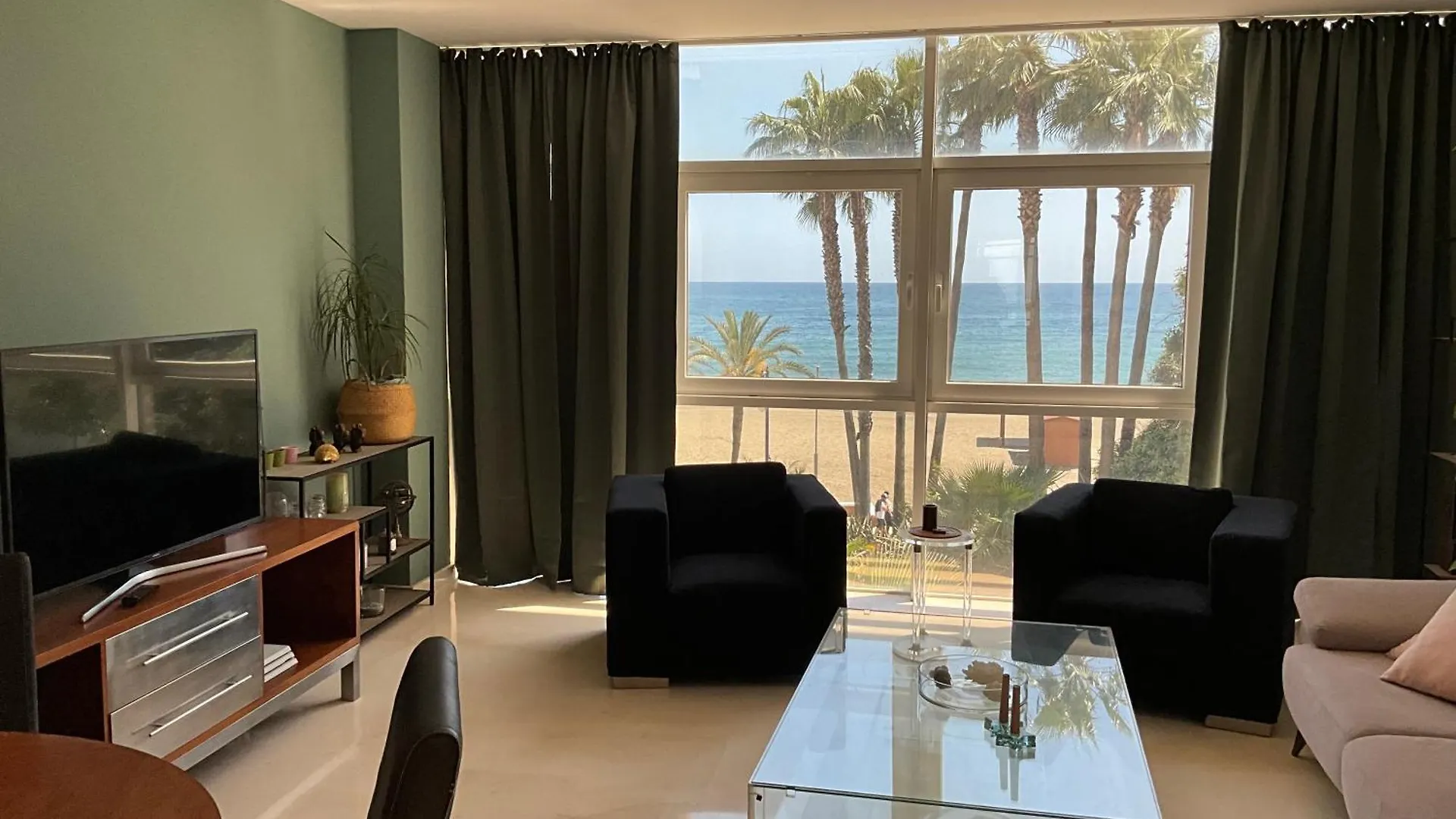 First Line Sea Apartment By Oliva Estepona